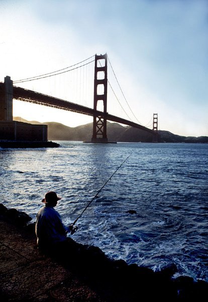 Angler am Fusse der Golden Gate BrŸcke